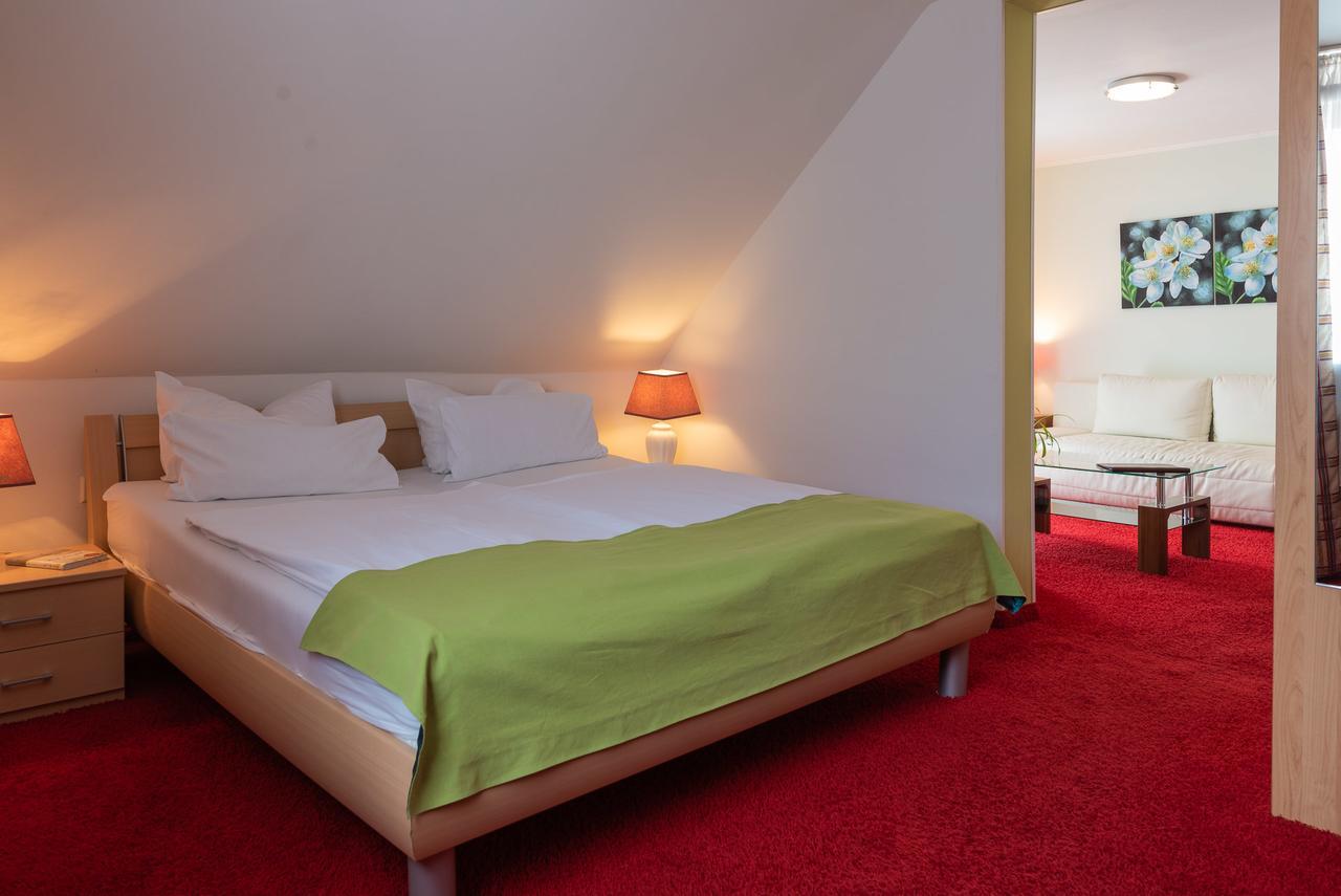 Hotel Central Bad Mergentheim Zimmer foto